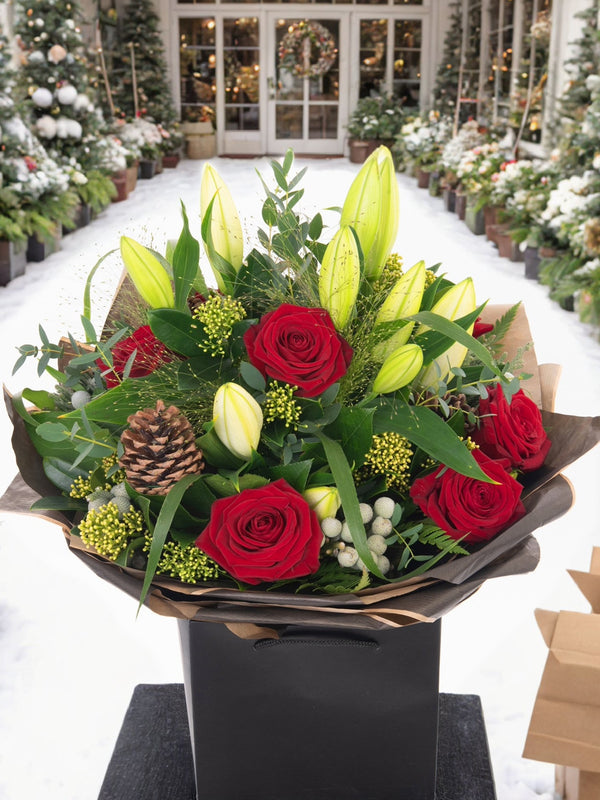 Festive Rose & Lily 🎄