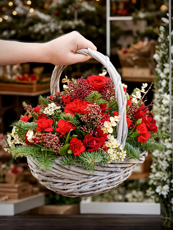 Grandma's Christmas Basket 🎄