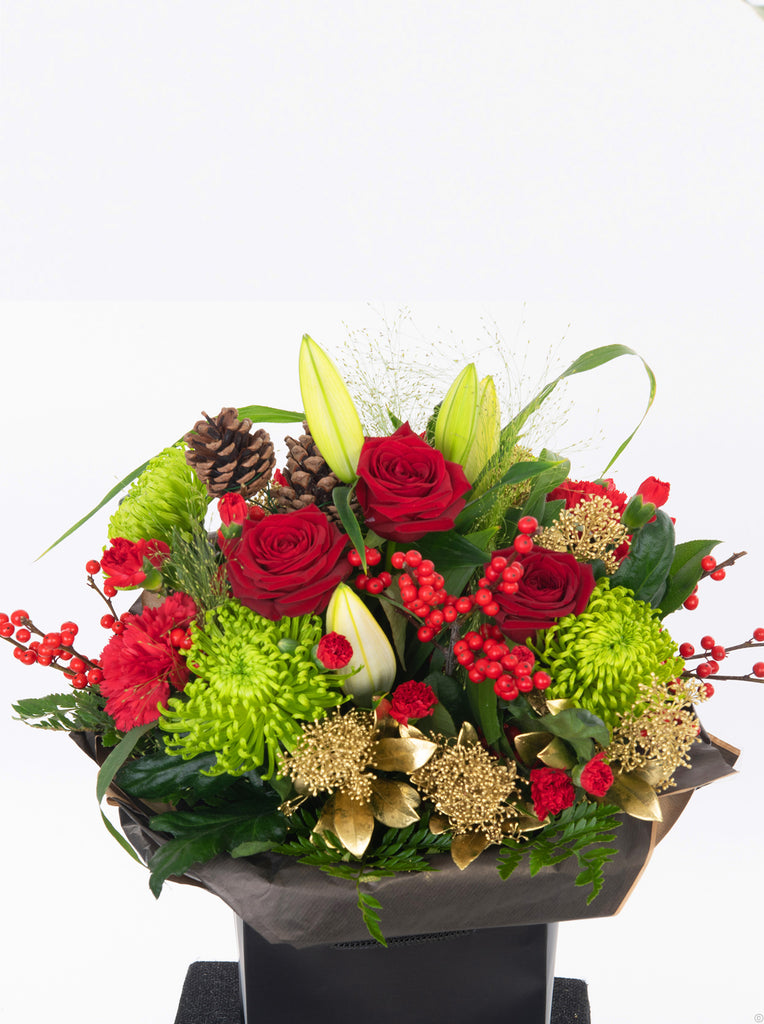 Festive Morning Hand-tied 🎄