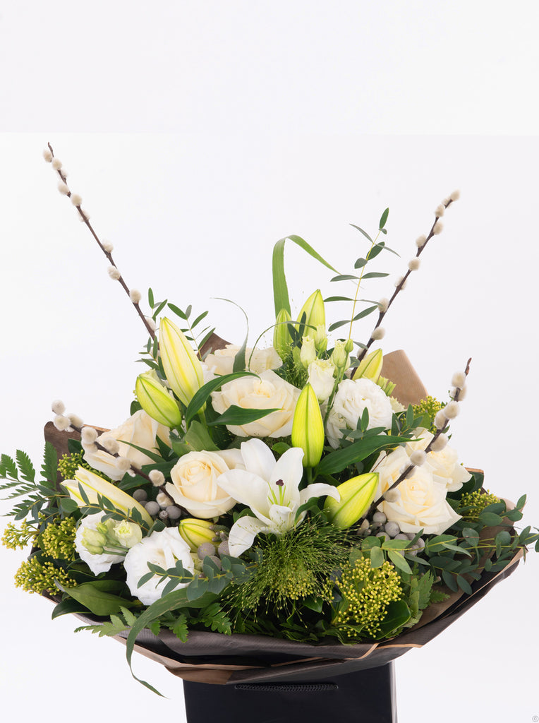 White Flakes Hand-tied